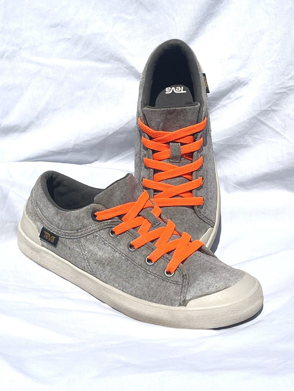 Teva Freewheel Grey Canvas Low Top Sneakers w/ Custom Neon Orange Laces
